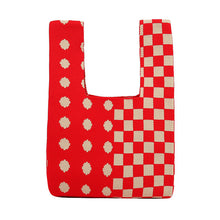 Load image into Gallery viewer, Nollia mini knit tote in red with cream houndstooth and chevron pattern