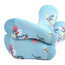 Load image into Gallery viewer, Parquet Men’s Floral Design Novelty Crew Socks – Sky Blue