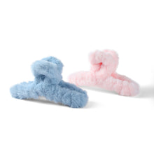 Load image into Gallery viewer, Nollia 2pc Faux Fur Claw Hair Clip Set