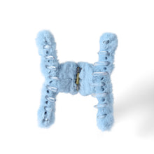 Load image into Gallery viewer, Nollia 2pc Faux Fur Claw Hair Clip Set