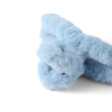 Load image into Gallery viewer, Nollia 2pc Faux Fur Claw Hair Clip Set