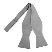 Load image into Gallery viewer, Umo Lorenzo Micro Woven Solid Freestyle Bow Tie – Self-Tie Design