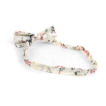 Load image into Gallery viewer, Floral Wedding Cotton Banded Bow Tie