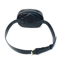 Load image into Gallery viewer, Nollia Ladies Oval Quilted Crossbody Bag