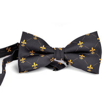 Load image into Gallery viewer, Men's Fleur-de-lis Banded Bow Tie