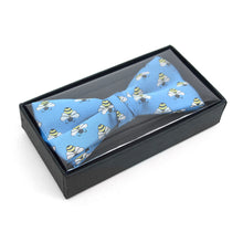 Load image into Gallery viewer, Men's Blue Bee Banded Bow Tie