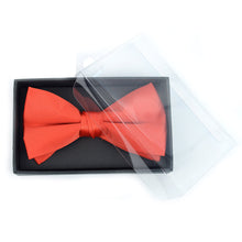 Load image into Gallery viewer, Umo Lorenzo 2.5" Poly Satin Banded Bow Tie – Boxed, Pre-Tied