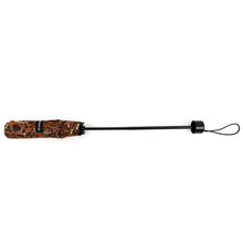 Load image into Gallery viewer, Parquet Animal Print Compact Umbrella – Auto-Open, Plastic Handle