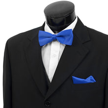 Load image into Gallery viewer, Umo Lorenzo Big &amp; Tall Poly Satin Bow Tie &amp; Hanky Set – 17 Colors
