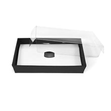 Load image into Gallery viewer, Umo Lorenzo Boxed Metallic Gold Banded Bow Tie

