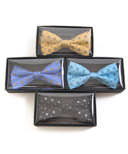 Load image into Gallery viewer, Silk Medallion &amp; Dot Grid Banded Bow Tie – Printed Twill, Boxed
