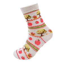 Load image into Gallery viewer, Parquet Women's Apple Picking Novelty Socks
