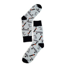 Load image into Gallery viewer, Parquet Men’s Skateboard Pattern Novelty Crew Socks – White &amp; Black
