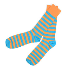 Load image into Gallery viewer, Feraricci Men&#39;s Striped Dress Socks
