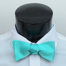 Load image into Gallery viewer, Umo Lorenzo Micro Woven Solid Freestyle Bow Tie – Self-Tie Design
