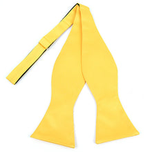 Load image into Gallery viewer, Umo Lorenzo Micro Woven Solid Freestyle Bow Tie – Self-Tie Design
