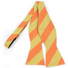 Load image into Gallery viewer, Umo Lorenzo Men&#39;s Silk Woven Freestyle College Bow Tie – 26 Color Options
