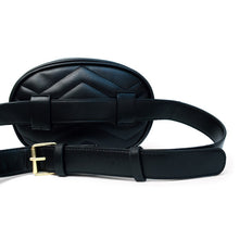 Load image into Gallery viewer, Nollia Ladies Oval Quilted Crossbody Bag
