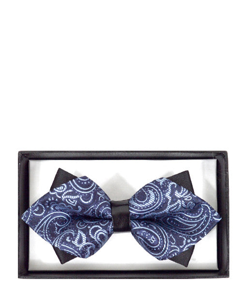 Pre-tied paisley bow tie with white print on navy